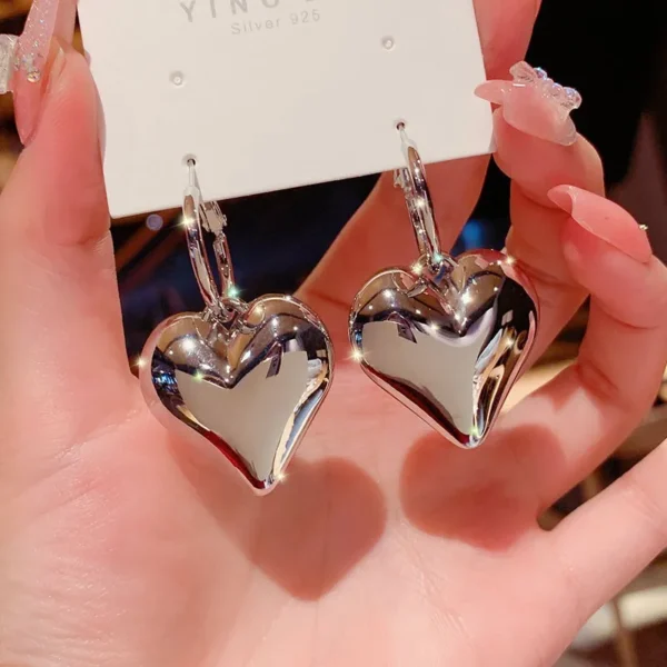 Exaggerated Glossy Large Heart Hoop Earrings for Women Fashion Simple Gold Color Piercing Earrings Party Jewelry Accessories New