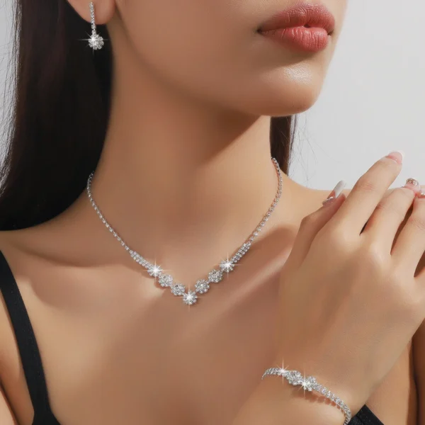 Women's Trendy Copper Claw Chain Cone Necklace Earrings Bracelet Ring Jewelry Set Wedding Banquet Party Holiday Gift