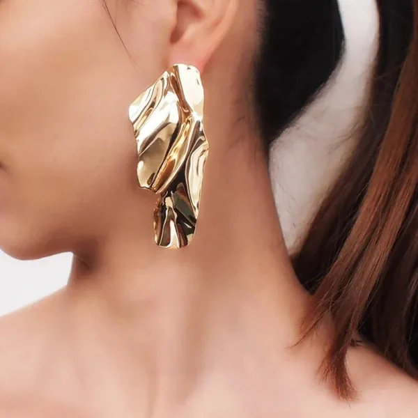 Punk Vintage Irregular Geometric Big Sequin Stud Earrings for Women Fashion Statement Classic Piercing Earring Jewelry Steampunk