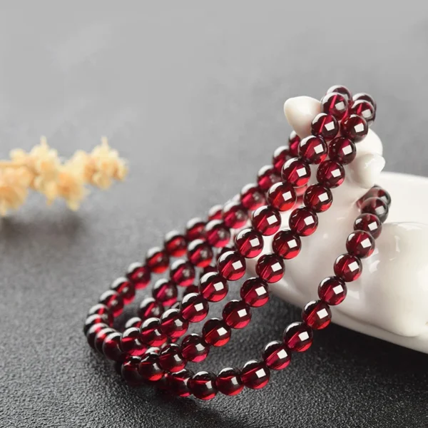 Natural Dark Garnet Bead Bracelets Women Fashion Wine Red Beads Charm Bangles Yoga Meditation Friendship Gift Pulsera Wholesale