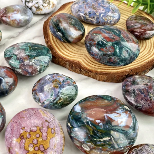 Random 1PC High Quality Ocean Jasper Palm Natural Crystal Palm,Gife,Jewelry Making And Decorative Stone, Crystal Ornaments
