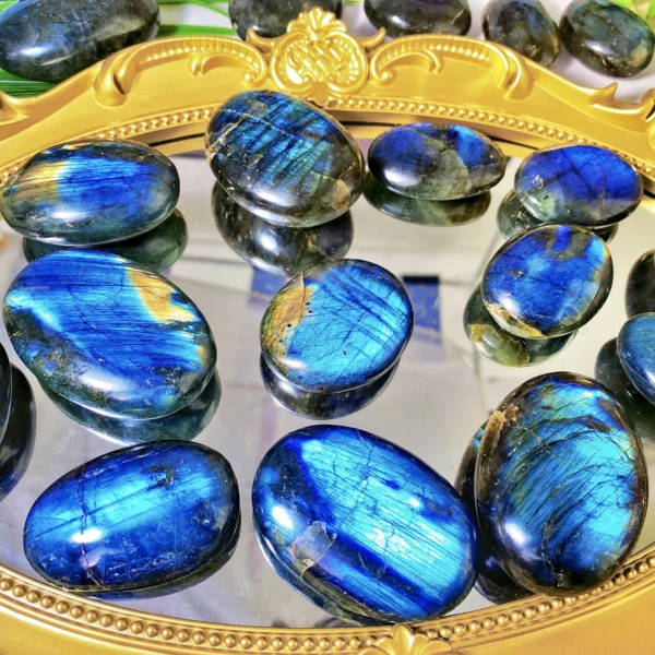 1PC High Quality Labradorite Palm Natural Crystal Palm,Gemstone Jewelry,Glitter, Healing crystal,Women gift,Halloween Gift