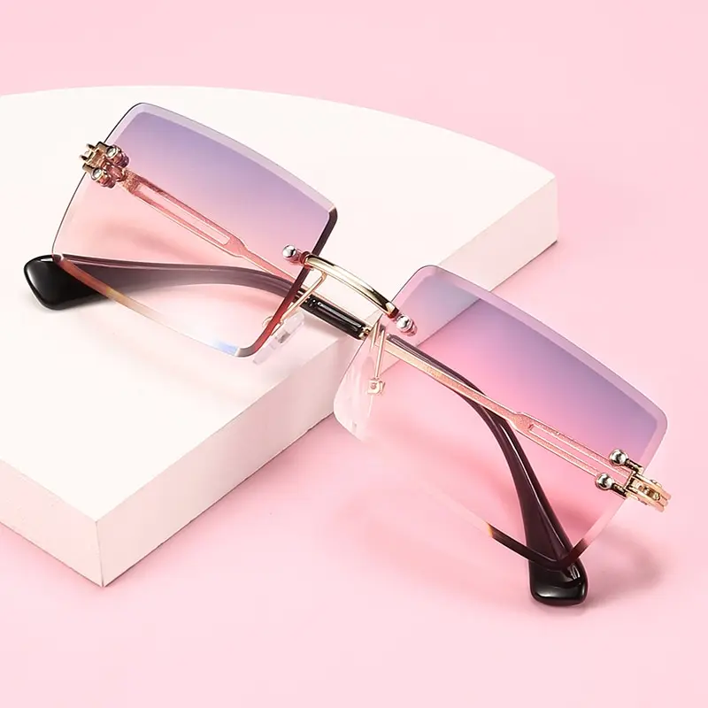 kf-S466a4ba822d542c0a0829909bf9f6a3do Vintage Fashion 2021 New Sunglasses Rimless Frameless Rectangle Shades Gradient UV400 Summer Traveling Sun Glasses for Women - Image 1