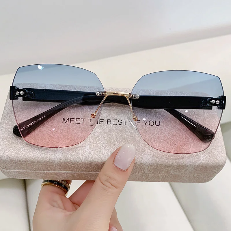 kf-Sb7fee5943ddc4d4c805fa7526c87a1df1 Glasses Female Korean Version Fashionable Sunglasses Round Face Anti-uv Strong Light Big Face Long Face Tawny Sunglasses - Image 1